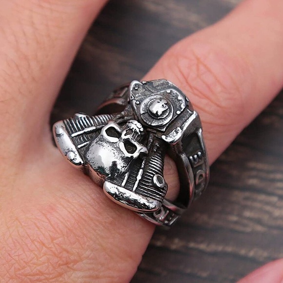 Brand New Unisex Size 2 Steampunk’s Skull Rider Ring Stainless Steel Adjustable - Picture 5 of 7